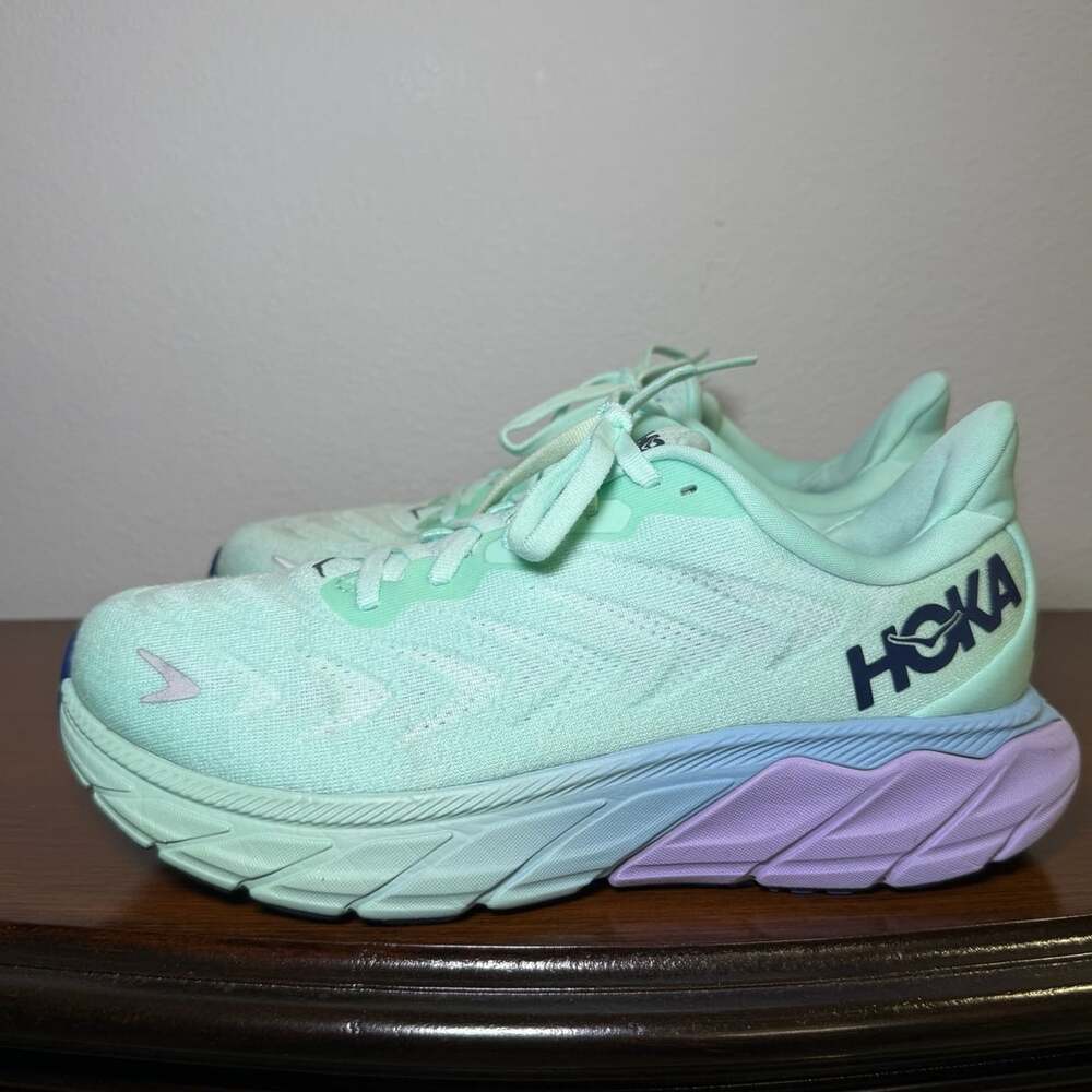 Hoka Arahi 6 Wide Size 7.5D Sunlit Ocean Lilac Mist Running Shoes